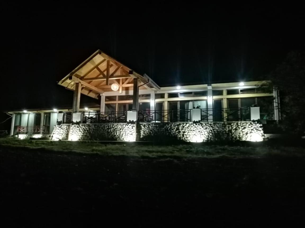 Belvedere Ambrolauri Exterior foto